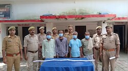 रास्ते के विवाद में दबंगों ने पीट-पीटकर पड़ोसी की हत्या की, पत्नी को बुरी तरह घायल किया, 5 नामजद आरोपी गिरफ्तार