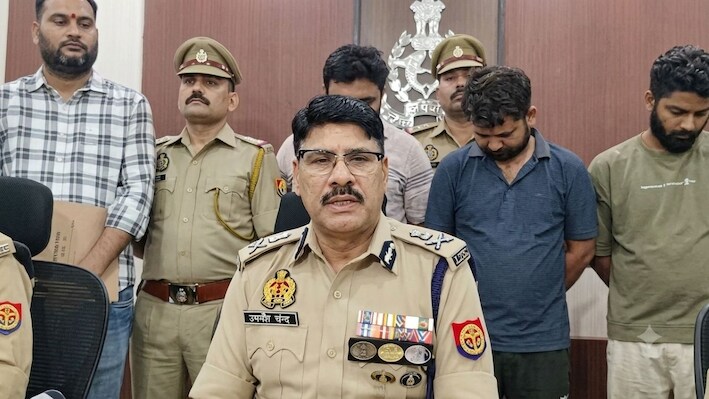 100 करोड़ की साइबर ठगी के नेटवर्क का पर्दाफाश, दुबई में बैठे ठग सुल्तान मिर्जा के 3 गुर्गे गिरफ्तार; 23 बैंक कर्मचारी भी शामिल
