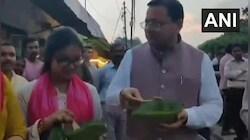 खटीमा में CM धामी का देसी अंदाज, दुकान पर खड़े होकर लोगों संग गपशप, चखा आलू टिक्की का स्वाद