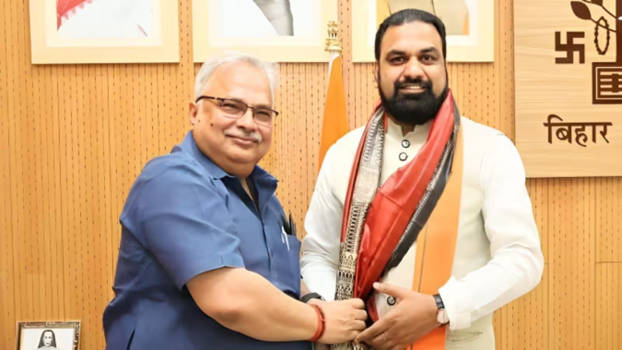 दीपक प्रकाश के लिए MLC पद छोड़ने का देवेश कुमार को मिला इनाम, मिली ये बड़ी जिम्मेदारी दीपक प्रकाश के लिए MLC पद छोड़ने का देवेश कुमार को मिला इनाम, मिली ये बड़ी जिम्मेदारी