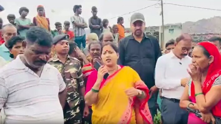 झरिया में भू-धंसान के बाद एक्शन में विधायक रागिनी सिंह: प्रभावित परिवारों के पुनर्वास के लिए BCCL को 1 हफ्ते का दिया अल्टीमेटम