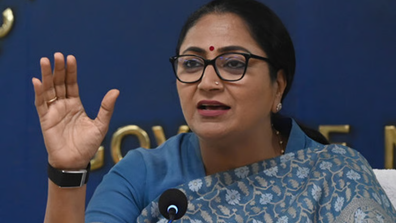 दिल्लीवालों को मिलेगा लॉन्ग वीकेंड, BRICS सम्मेलन के चलते 11 सितंबर को सरकारी छुट्टी दिल्लीवालों को मिलेगा लॉन्ग वीकेंड, BRICS सम्मेलन के चलते 11 सितंबर को सरकारी छुट्टी