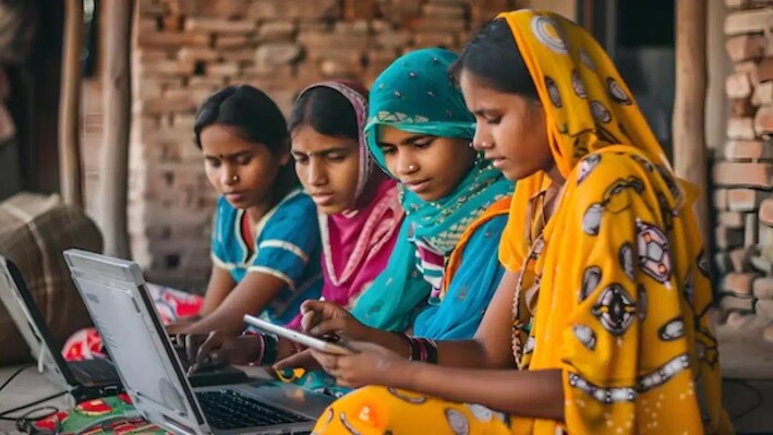एक महिला की साक्षरता से कितना बदल सकता है पूरा परिवार? 54 देशों के डेटा ने खोला शिक्षा का बड़ा राज