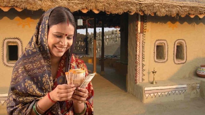 महतारी वंदन योजना की लिस्ट से 5925 महिलाओं के क्यों कटे नाम? बस्तर में 5600 पर भी लटकी तलवार