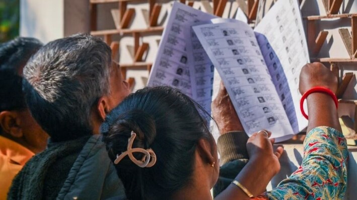 Haryana के वोटर्स के लिए बड़ा अपडेट, वोटर लिस्ट में नाम जुड़वाने-सुधार की ये है आखिरी तारीख; जानें कैसे क्या करें