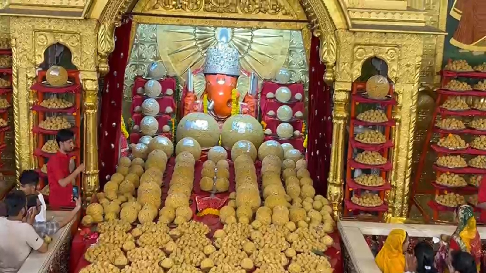 मोतीडूंगरी गणेश मंदिर में 7 से 15 सितंबर तक मनाया जाएगा खास उत्सव, जानें पूरा कार्यक्रम मोतीडूंगरी गणेश मंदिर में 7 से 15 सितंबर तक मनाया जाएगा खास उत्सव, जानें पूरा कार्यक्रम