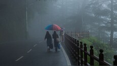 Himachal में बदलेगा मौसम का मिजाज, हल्की बारिश के साथ गरज-चमक के आसार; जानें नया अपडेट