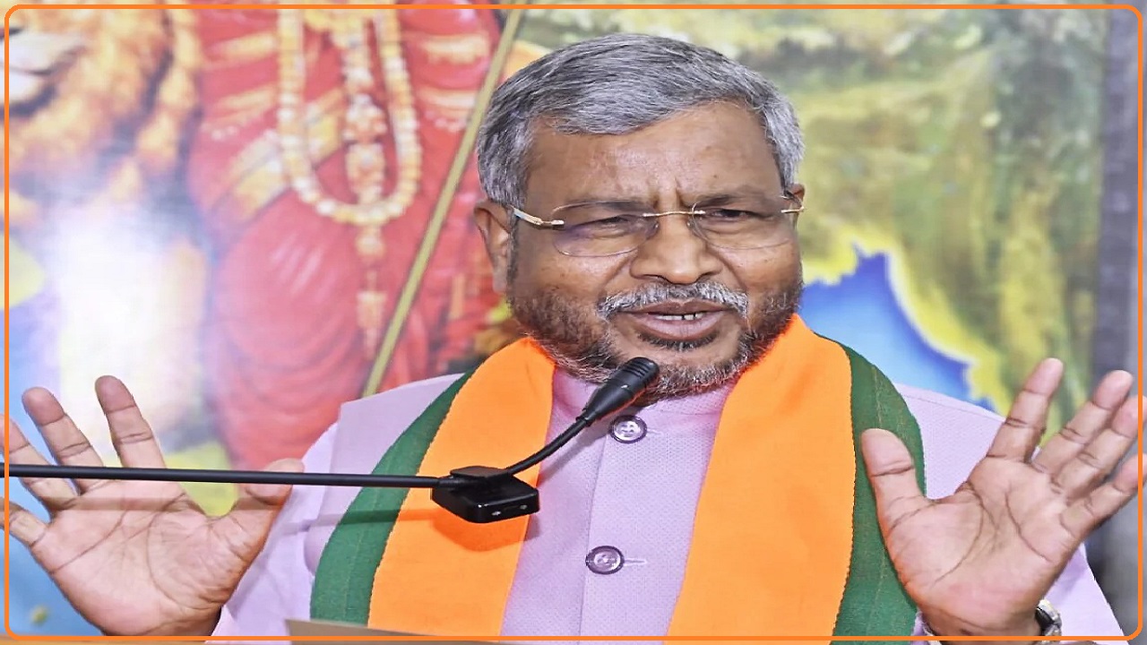 'वाह रे CID! मरे हुए व्यक्ति से परीक्षा लिखवा दिया, कैसे यकीन करें इस जांच पर', बाबूलाल मरांडी की पोस्ट से मचा हड़कंप 'वाह रे CID! मरे हुए व्यक्ति से परीक्षा लिखवा दिया, कैसे यकीन करें इस जांच पर', बाबूलाल मरांडी की पोस्ट से मचा हड़कंप