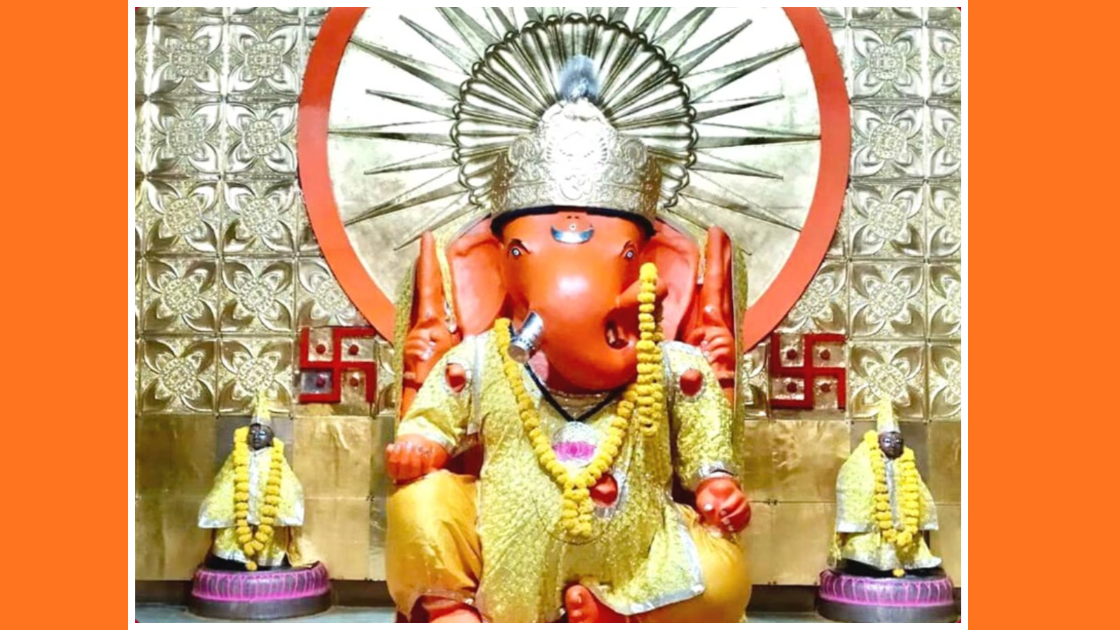 मोती डूंगरी गणेश मंदिर में मोदकों की मिठास, 251 किलो के दो महामोदक से सजा बप्पा का दरबार, हजारों मोदकों का लगा भोग मोती डूंगरी गणेश मंदिर में मोदकों की मिठास, 251 किलो के दो महामोदक से सजा बप्पा का दरबार, हजारों मोदकों का लगा भोग