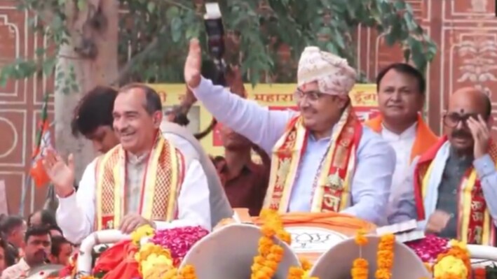 जयपुर रोड शो में गरजे CM भजनलाल, लव जिहाद पर बोले- अब नहीं चलेगा खेल
