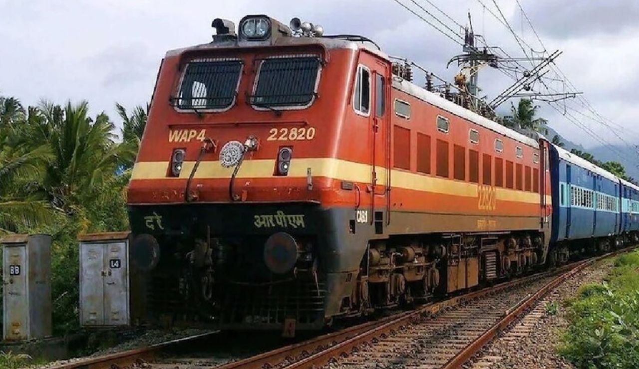 442 ट्रेनें कैंसिल... 54 का बदला रूट, क्यों अंबाला रेल मंडल ने लिया इतना बड़ा फैसला? 442 ट्रेनें कैंसिल... 54 का बदला रूट, क्यों अंबाला रेल मंडल ने लिया इतना बड़ा फैसला?