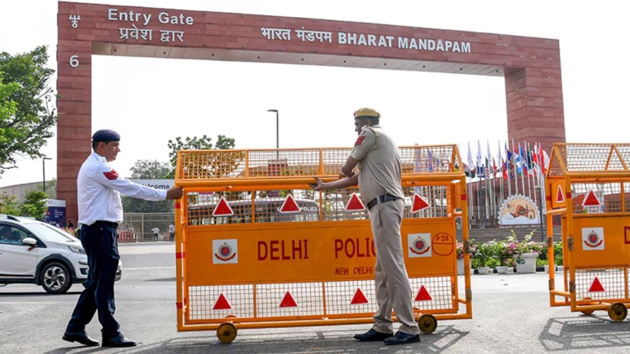 Delhi Traffic Advisory: 3 दिन के लिए बदला दिल्ली का ट्रैफिक प्लान, 11-13 सितंबर तक ये रास्ते रहेंगे बंद; रूट डायवर्ट Delhi Traffic Advisory: 3 दिन के लिए बदला दिल्ली का ट्रैफिक प्लान, 11-13 सितंबर तक ये रास्ते रहेंगे बंद; रूट डायवर्ट
