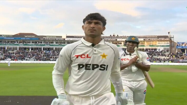 ENG vs PAK: पाकिस्तान ने एजबेस्टन टेस्ट में इंग्लैंड को दिया 130 रनों का टारगेट, रजाउल्लाह 9 छक्कों से किया हैरान