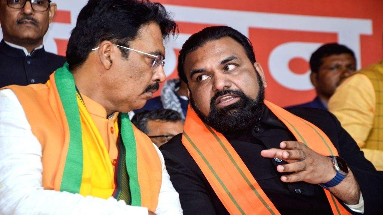 बिहार MLC चुनावः JDU ने BJP के लिए खड़ी कर दी ये मुश्किलें, अब सम्राट चौधरी और संजय सरावगी क्या करेंगे? बिहार MLC चुनावः JDU ने BJP के लिए खड़ी कर दी ये मुश्किलें, अब सम्राट चौधरी और संजय सरावगी क्या करेंगे?