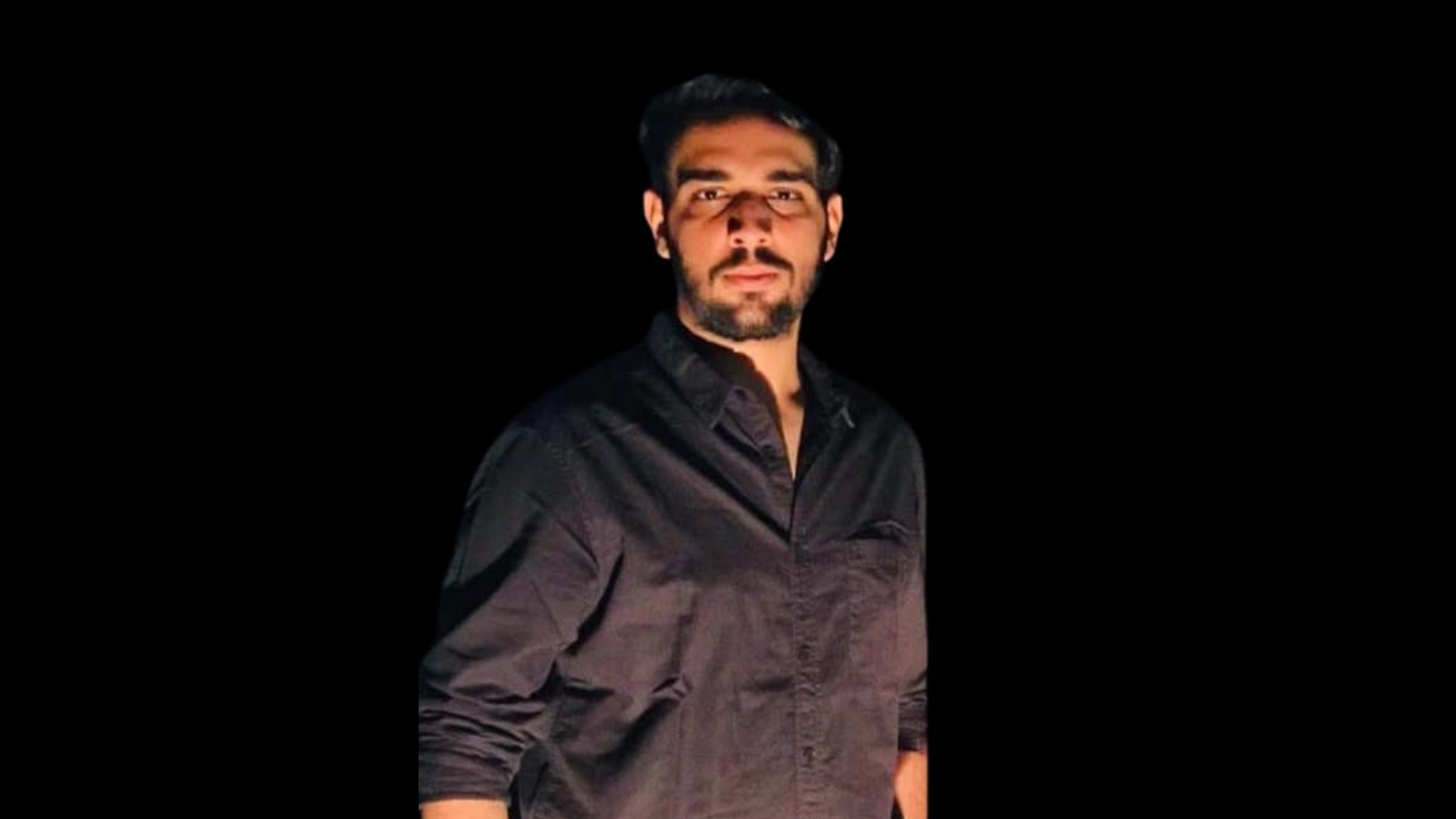 सुसाइड नोट में लिखा- I AM SORRY: कांग्रेस नेता के बेटे ने लाइसेंसी पिस्टल से सिर में मारी गोली सुसाइड नोट में लिखा- I AM SORRY: कांग्रेस नेता के बेटे ने लाइसेंसी पिस्टल से सिर में मारी गोली