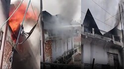 Delhi के स्वरूप नगर में फैक्ट्री में लगी भीषण आग, सामने के घर तक पहुंचीं लपटें; 3 ने छत से कूदकर बचाई जान