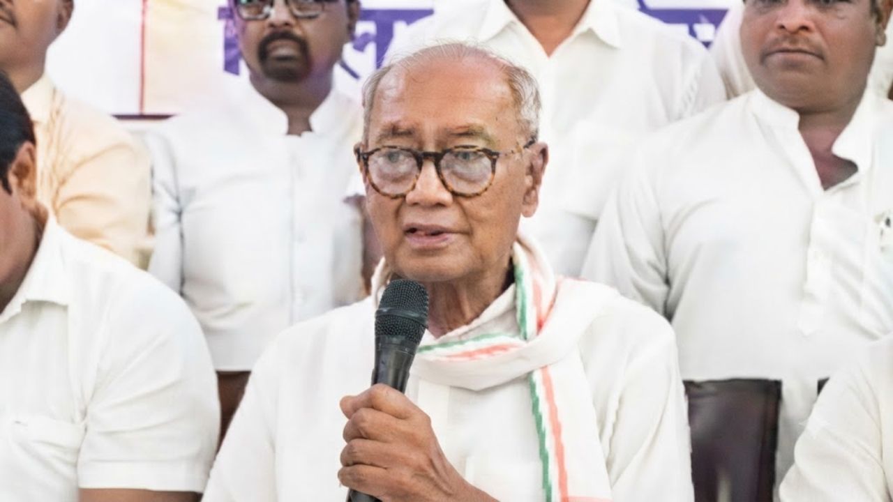 सागर शराब कांड: 'शराब माफिया से 50 लाख रुपए महीना लेते हैं SP...', दिग्विजय सिंह का बड़ा आरोप, न्यायायिक जांच पर भी उठाए सवाल सागर शराब कांड: 'शराब माफिया से 50 लाख रुपए महीना लेते हैं SP...', दिग्विजय सिंह का बड़ा आरोप, न्यायायिक जांच पर भी उठाए सवाल