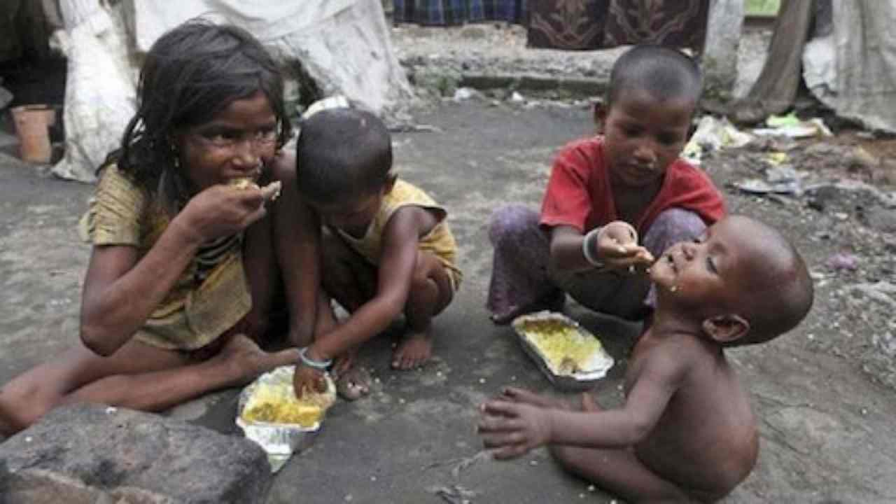 बस्तर में घटा कुपोषण का आंकड़ा, 13,700 बच्चे अभी भी शिकार, जानिए जमीनी हकीकत? बस्तर में घटा कुपोषण का आंकड़ा, 13,700 बच्चे अभी भी शिकार, जानिए जमीनी हकीकत?