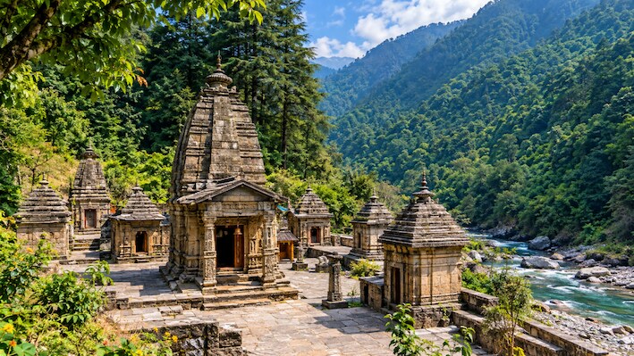 उत्तराखंड के घने जंगलों में छिपा 12वीं सदी का मुंडेश्वर धाम, जानिए 6 मंदिरों के समूह और सुयाल नदी घाटी का इतिहास