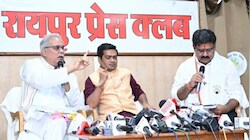 एक मंच, 1 घंटा तक तीखी बहस...PM आवास पर ओपन डिबेट के बाद पोस्टर वार, भूपेश बोले-अगली बार किसी समझदार को भेजना; BJP बोली-फूटा गया भ्रम का गुब्बारा 