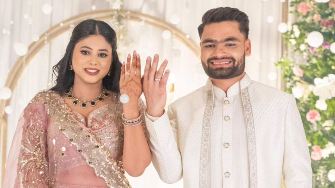 रिंकू सिंह और प्रिया सरोज की शादी की डेट आई: लखनऊ के होटल रमाडा में लेंगे सात फेरे, पिछले साल जून में हुई थी सगाई रिंकू सिंह और प्रिया सरोज की शादी की डेट आई: लखनऊ के होटल रमाडा में लेंगे सात फेरे, पिछले साल जून में हुई थी सगाई
