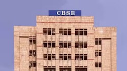 CBSE Date Sheet 2027: कब आएगी 10वीं-12वीं की डेटशीट, जानें कहां मिलेगा टाइम टेबल और क्या होगा खास?