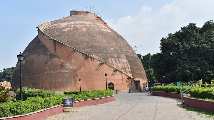 कांग्रेस से भी 101 साल पुराना है पटना का गोलघर, 10 साल से था बंद अब आप फिर से कर सकेंगे दीदार