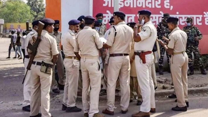 परीक्षा का तनाव पड़ा भारी, किशोरी ने 13वीं मंजिल से कूदकर दे दी जान; बिखर गए पिता के सारे सपने