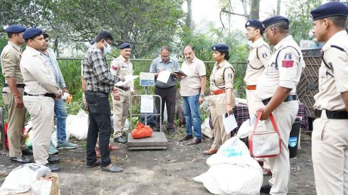रायपुर में ₹2.15 करोड़ का नशा जलकर खाक: पुलिस ने 438 किलो गांजा, डोडा-अफीम और हशीश किया नष्ट