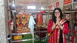 दूसरी बार छतरपुर पहुंची हनुमान अंश की निर्माता, बागेश्वर धाम को लेकर क्या बोलीं अनुप्रिया नागर? 