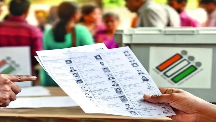 Delhi SIR पर बड़ा सवाल: 33 लाख वोटर्स को नोटिस क्यों? मैपिंग-नो मैपिंग और लॉजिकल डिस्क्रिपेंसी का पूरा खेल समझें