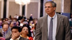 'बाजार में लिस्टिंग का तोड़': कई हिस्सों में बंटेगी टाटा संस? RBI की सख्ती पर नोएल टाटा ने दिया सुझाव