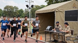 UP Police Bharti: PET में मैनुअल टाइमिंग पर रोक, इलेक्ट्रॉनिक सिस्टम से दर्ज होगा दौड़ का समय; CCTV-बायोमेट्रिक से निगरानी