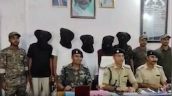 चतरा में 31.90 लाख की लूट का खुलासा: नारकोटिक्स अधिकारी बनकर दिया था वारदात का अंजाम, 5 आरोपी गिरफ्तार