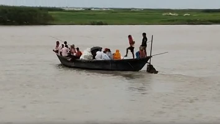 नेपाल की बारिश से कोसी का जलस्तर बढ़ा: सहरसा-सुपौल में अलर्ट, प्रशासन ने कहा- 'सुरक्षित स्थानों पर जाएं'