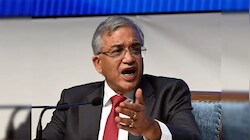 Form 6 में बदलाव को लेकर घिरे CEC ज्ञानेश कुमार, पूर्व चुनाव अधिकारी ने लगाया बड़ा आरोप 