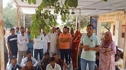 आखिर क्यों उड़ी पड़ी है मंडावा के लोगों की नींद: गांव पहुंचकर पुलिस को करनी पड़ी समझाइश