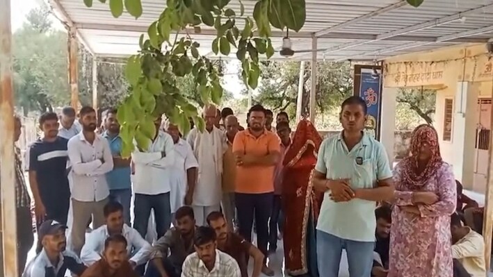 आखिर क्यों उड़ी पड़ी है मंडावा के लोगों की नींद: गांव पहुंचकर पुलिस को करनी पड़ी समझाइश