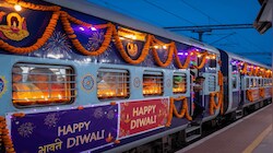 दिवाली-दशहरा पर घर जाने वालों के लिए खुशखबरी! रेलवे चलाएगा 102 स्पेशल ट्रेनें, जानें रूट और बुकिंग सहित पूरी डिटेल्स