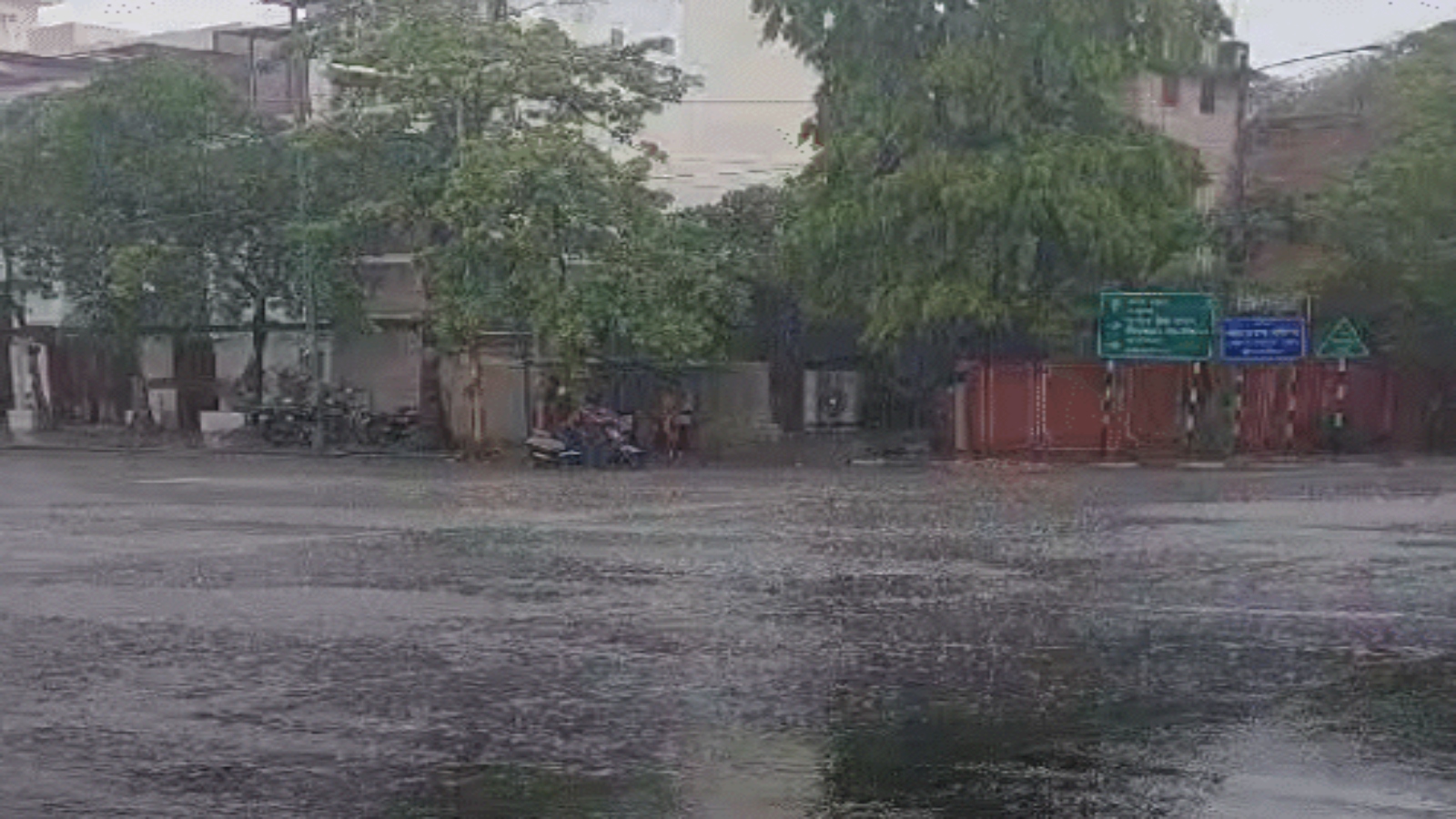 राजस्थान में शाम के बाद मौसम का यू-टर्न: 5 जिलों में बरसेंगे बादल, 27 को भी नहीं बारिश से नहीं मिलेगी राहत राजस्थान में शाम के बाद मौसम का यू-टर्न: 5 जिलों में बरसेंगे बादल, 27 को भी नहीं बारिश से नहीं मिलेगी राहत