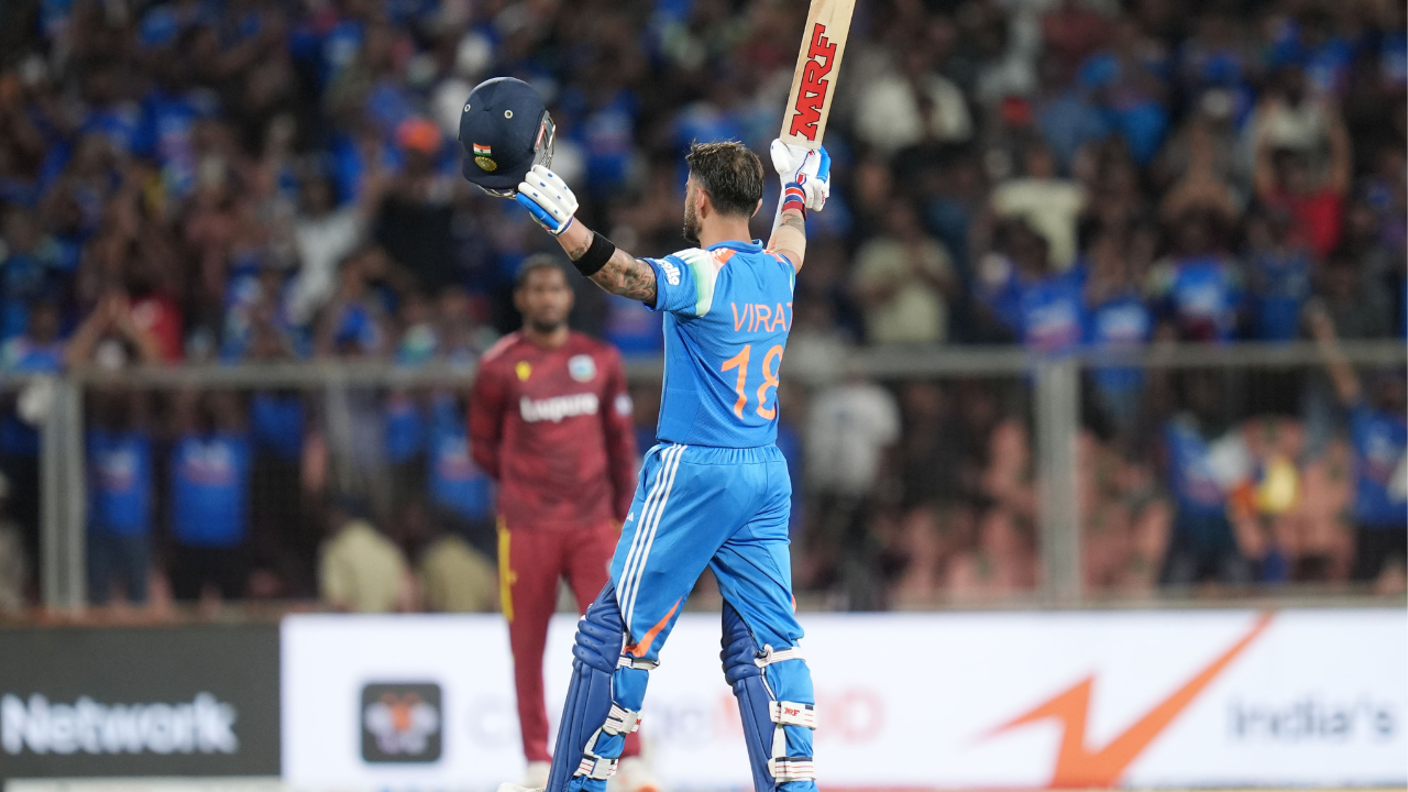 भारत ने वेस्टइंडीज को 8 विकेट से रौंदा: कोहली ने ठोका 86वां शतक, 15000 ODI रन भी पूरे, शुभमन-कुलदीप भी चमके भारत ने वेस्टइंडीज को 8 विकेट से रौंदा: कोहली ने ठोका 86वां शतक, 15000 ODI रन भी पूरे, शुभमन-कुलदीप भी चमके