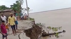 बिहार में नदियां उफान पर: कोसी-गंगा और मनियारी का कहर, पानी में डूबे घर और सड़कें, अस्तित्व की जंग लड़ रहा चिरैया दियारा
