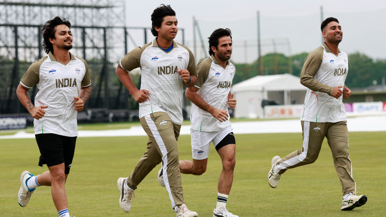 एशियन गेम्स में क्रिकेट का समीकरण: बारिश ने बढ़ाई टेंशन, सेमीफाइनल और फाइनल भी हुआ रद्द तो किसे मिलेगा गोल्ड मेडल? एशियन गेम्स में क्रिकेट का समीकरण: बारिश ने बढ़ाई टेंशन, सेमीफाइनल और फाइनल भी हुआ रद्द तो किसे मिलेगा गोल्ड मेडल?
