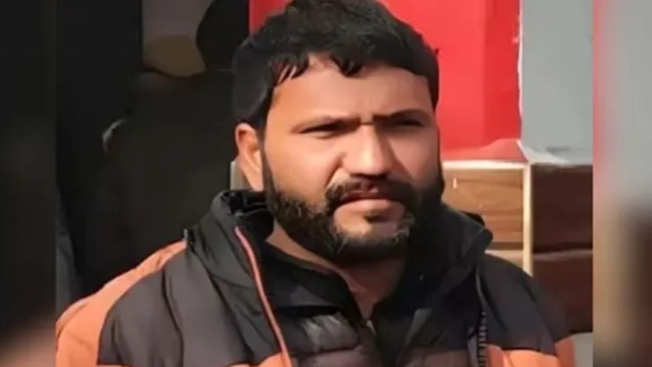 संभल दंगे में मुल्ला अफरोज को बड़ी राहत: सुप्रीम कोर्ट ने NSA हटाया, जेल से आएगा बाहर? संभल दंगे में मुल्ला अफरोज को बड़ी राहत: सुप्रीम कोर्ट ने NSA हटाया, जेल से आएगा बाहर?