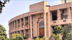 धर्मांतरण केस में हाईकोर्ट का बड़ा फैसला: प्रलोभन या दबाव से धर्म परिवर्तन मौलिक अधिकार नहीं... आदेश रखा बरकरार  