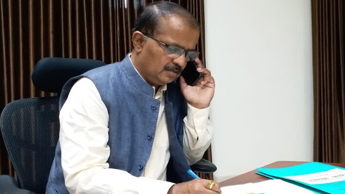 नीतीश कुमार के खास अधिकारी दीपक कुमार की CMO से विदाई, अब संभालेंगे यह जिम्मेदारी