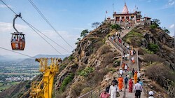 मैहर मां शारदा भक्तों के लिए जरूरी खबर! 4 अक्टूबर तक बंद रहेगा मंदिर का रोपवे, चढ़नी पड़ेंगी 1063 सीढ़ियां