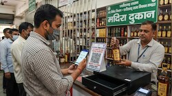 छत्तीसगढ़ में बड़ा बदलाव: अब प्रीमियम शराब दुकानों पर नहीं चलेगा कैश, ऐसे करना होगा पेमेंट, ओवररेटिंग पर लगेगी लगाम 