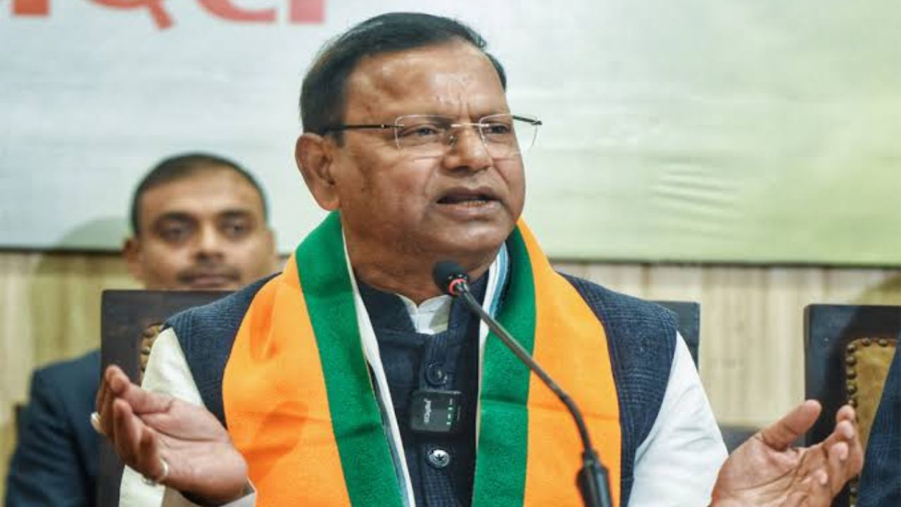 नई टीम, नए चेहरे और बड़ा संदेश! जया पाल को BJP ने दी अहम जिम्मेदारी नई टीम, नए चेहरे और बड़ा संदेश! जया पाल को BJP ने दी अहम जिम्मेदारी