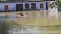 नदियों को कैद करने की भूल आज बिहार के गले की बनी शूल: पटना के बाढ़ सम्मेलन में बांध बनाए जाने का हुआ था विरोध